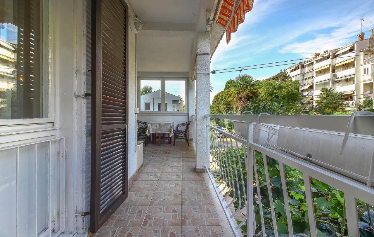 Appartement Dea B4+1 à Poreč Extérieur photo